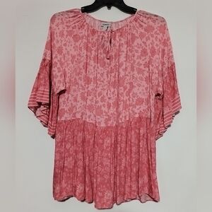 New Coral Floral Plus Top / Size 2X / Price Dropped
